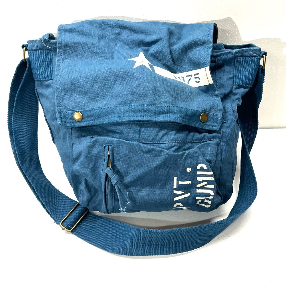 PVT. Gump 1975 Large Blue Adjustable Strap Crossbody Messenger Bag - Carryon